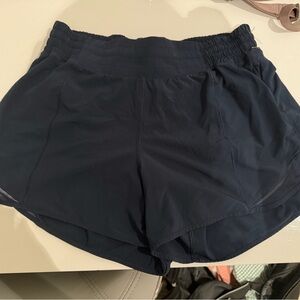 Lululemon Hotty Hot Shorts 4 inch